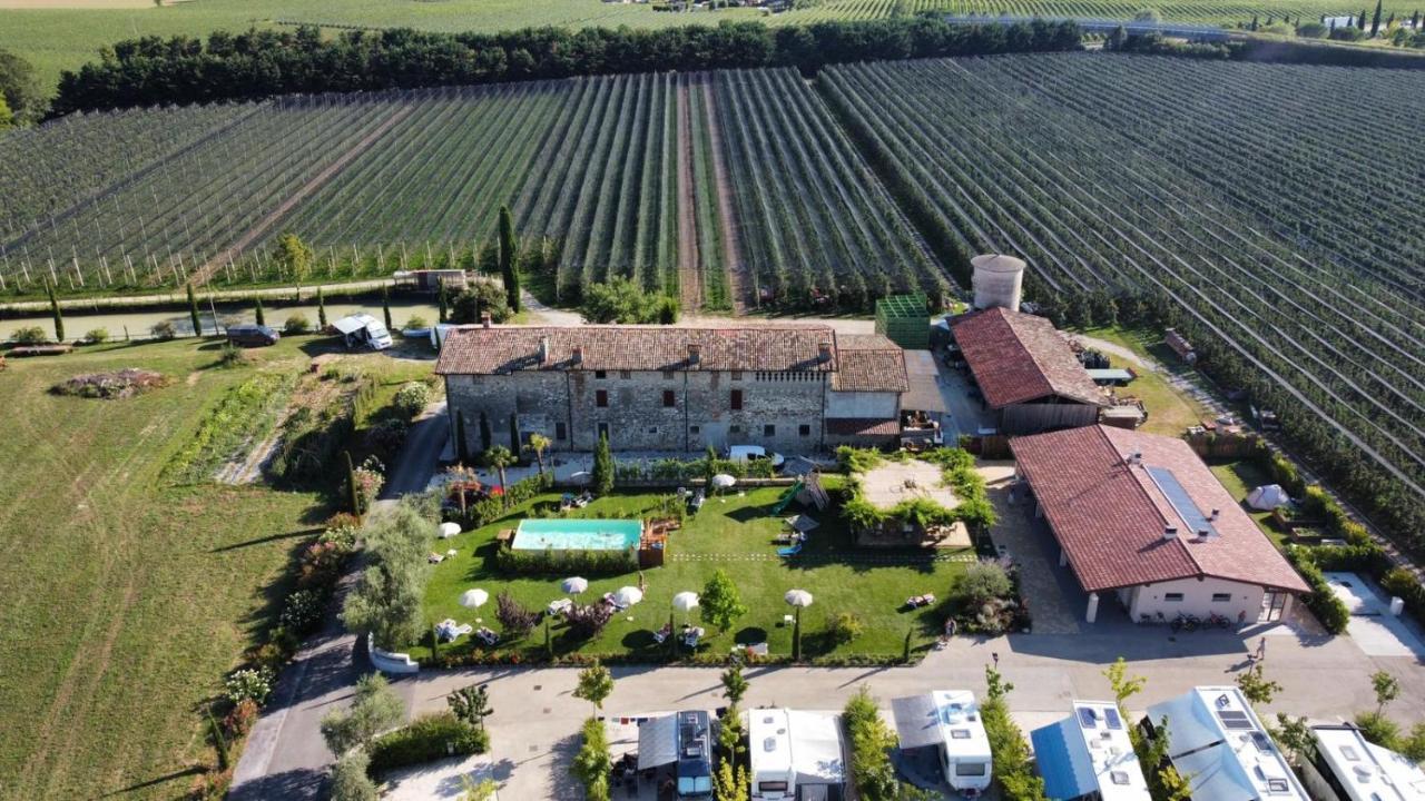 Agricamping Mabellini Orlando Desenzano del Garda Exterior photo