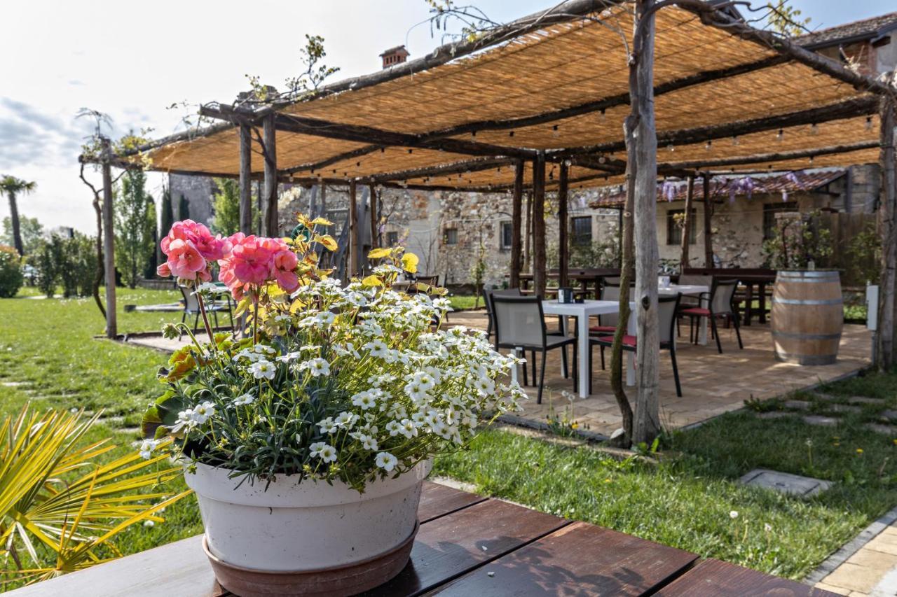 Agricamping Mabellini Orlando Desenzano del Garda Exterior photo